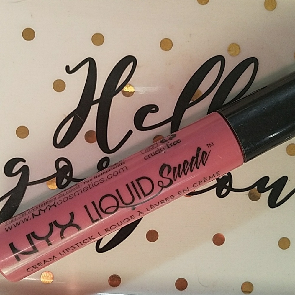 NYX liquid sued lip